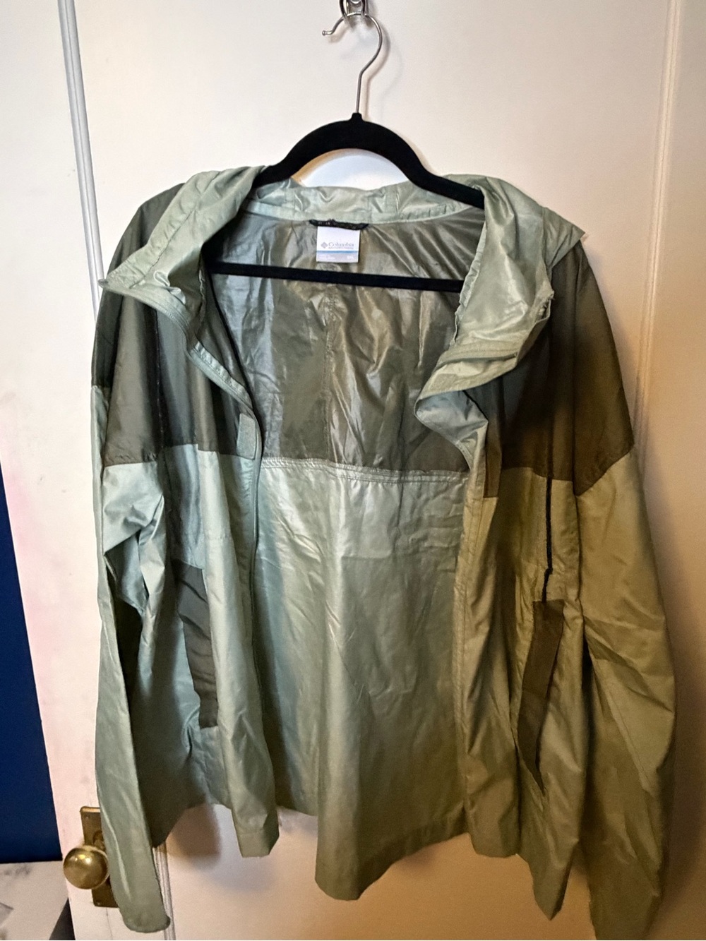 Columbia Olive Green Flash Forward Windbreaker Jacket